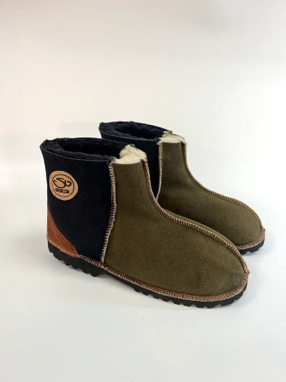 Picture of Sheepskin Shorties | willow / indigo  | Size 10