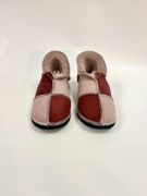 Picture of Sheepskin Slipper | mauve / damson | Size 5