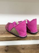 Picture of Sheepskin Slipper | magenta port green  | Size 5